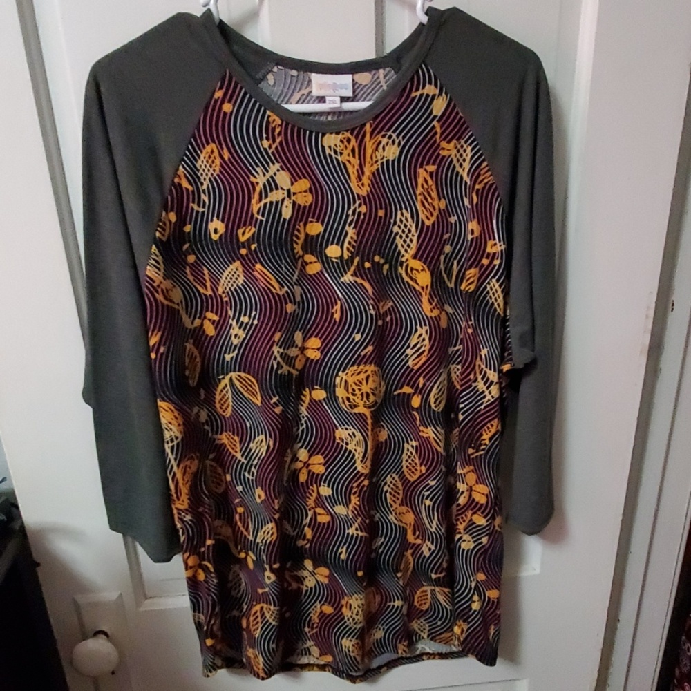 Lularoe Randy top